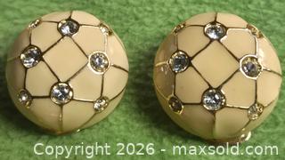 MaxSold Auction: Jewelry. Gold tone Fancy - High end Clip on Earrings - Burnaby (British Columbia, Canada) SELLER MANAGED Downsizing Online Auction - Claude Avenue