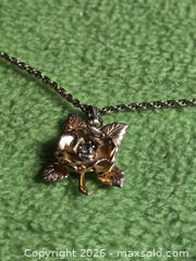 MaxSold Auction: Jewelry.   Gold tone rose on gold tone chain. - Burnaby (British Columbia, Canada) SELLER MANAGED Downsizing Online Auction - Claude Avenue