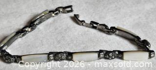 MaxSold Auction: Jewelry.  silver tone with opal pieces bracelet - Burnaby (British Columbia, Canada) SELLER MANAGED Downsizing Online Auction - Claude Avenue