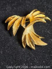 MaxSold Auction: Jewelry. Trifari Gold Tone Brooch.   - Burnaby (British Columbia, Canada) SELLER MANAGED Downsizing Online Auction - Claude Avenue