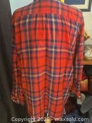 MaxSold Auction: Mossimo Long Sleeve.  "Boyfriend Fit" Flannel - Burnaby (British Columbia, Canada) SELLER MANAGED Downsizing Online Auction - Claude Avenue