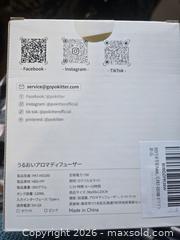 MaxSold Auction: New In Box.  2 new Essential oil diffusers - Burnaby (British Columbia, Canada) SELLER MANAGED Downsizing Online Auction - Claude Avenue