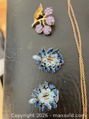 MaxSold Auction: Vintage Costume Jewelry Lot - Necklaces, Earrings, Brooches, Bracelets - Abington (Massachusetts, USA) PARTNER MANAGED Downsizing Online Auction - North Avenue