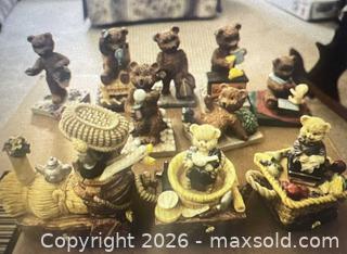 MaxSold Auction: Lot of 11–13 Collectible Teddy Bear Figurines - Sarnia (Ontario, Canada) PARTNER MANAGED Downsizing Online Auction -  Palmerston Street