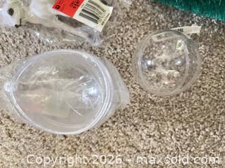 MaxSold Auction: Mixed Lot: Clear Plastic Tree and Animal Figurines - Sarnia (Ontario, Canada) PARTNER MANAGED Downsizing Online Auction -  Palmerston Street