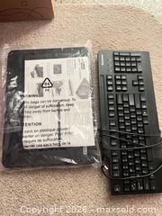 MaxSold Auction: Nextech Laptop Cooling Pad & Lenovo Wired USB Keyboard - Sarnia (Ontario, Canada) PARTNER MANAGED Downsizing Online Auction -  Palmerston Street