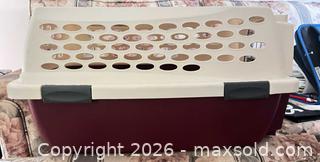 MaxSold Auction: Petmate Kennel Cab Medium Hard-Sided Pet Carrier - Sarnia (Ontario, Canada) PARTNER MANAGED Downsizing Online Auction -  Palmerston Street