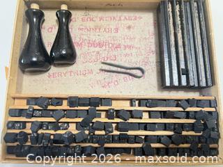 MaxSold Auction: Superior Swiftset Rubber Stamp Kit with Wooden Handles - Sarnia (Ontario, Canada) PARTNER MANAGED Downsizing Online Auction -  Palmerston Street