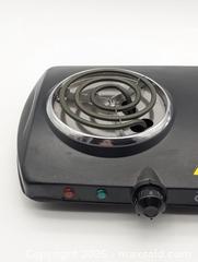 MaxSold Auction: Master Chef Double Burner Countertop Hot Plate - Cobourg (Ontario, Canada) SELLER MANAGED Moving Online Auction - Burnham Street