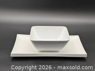 MaxSold Auction: Sam & Squito White Ceramic Serving Tray and Forum White Ceramic Serving Bowl - Cobourg (Ontario, Canada) SELLER MANAGED Moving Online Auction - Burnham Street