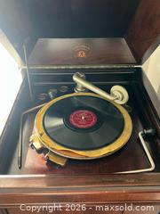 MaxSold Auction: Graphophone (AKA Victrola) - Oxnard (California, USA) PARTNER MANAGED Estate Sale Online Auction - West Fifth Street