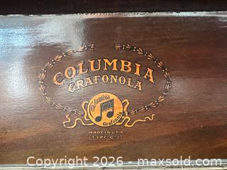 MaxSold Auction: Graphophone (AKA Victrola) - Oxnard (California, USA) PARTNER MANAGED Estate Sale Online Auction - West Fifth Street