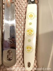 MaxSold Auction: Kitchen Utensils - Oxnard (California, USA) PARTNER MANAGED Estate Sale Online Auction - West Fifth Street