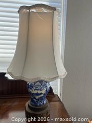 MaxSold Auction: Porcelain Ginger Jar Lamp - Oxnard (California, USA) PARTNER MANAGED Estate Sale Online Auction - West Fifth Street