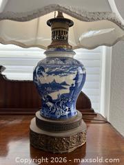 MaxSold Auction: Porcelain Ginger Jar Lamp - Oxnard (California, USA) PARTNER MANAGED Estate Sale Online Auction - West Fifth Street