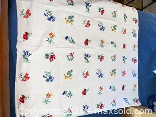 MaxSold Auction: Stunning Table Linens & Napkins - Oxnard (California, USA) PARTNER MANAGED Estate Sale Online Auction - West Fifth Street