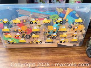 MaxSold Auction: Toys! Child’s Train Track Set, Toy Cars, & More! - Oxnard (California, USA) PARTNER MANAGED Estate Sale Online Auction - West Fifth Street