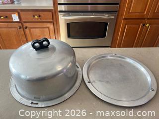 MaxSold Auction: Vintage Aluminum Cake and Bun Holders - Oxnard (California, USA) PARTNER MANAGED Estate Sale Online Auction - West Fifth Street