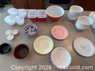 MaxSold Auction: Vintage Cups and Dishes - Oxnard (California, USA) PARTNER MANAGED Estate Sale Online Auction - West Fifth Street