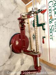 MaxSold Auction: Vintage Kitchen Gadgets - Oxnard (California, USA) PARTNER MANAGED Estate Sale Online Auction - West Fifth Street