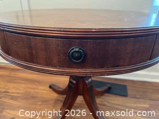 MaxSold Auction: Vintage Side Table - Oxnard (California, USA) PARTNER MANAGED Estate Sale Online Auction - West Fifth Street