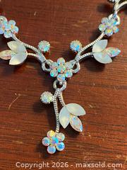 MaxSold Auction: Women’s Jewelry Wallets & More - Oxnard (California, USA) PARTNER MANAGED Estate Sale Online Auction - West Fifth Street