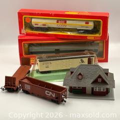 MaxSold Auction: Large Collection of (mostly) Tri-Ang Model Railway Toys - Oakville (Ontario, Canada) PARTNER MANAGED Estate Sale Online Auction - Lakeshore Road West