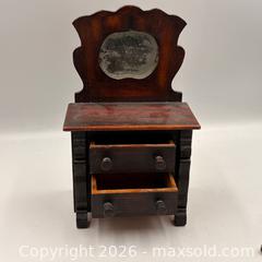 MaxSold Auction: Selection of Miniatures and Collection of Thimbles  - Oakville (Ontario, Canada) PARTNER MANAGED Estate Sale Online Auction - Lakeshore Road West