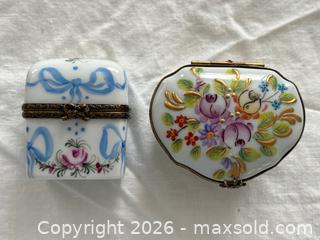 MaxSold Auction: Two Limoges Hand Painted Boxes: One with Two Perfume Bottles Inside. Signed. - Oakville (Ontario, Canada) PARTNER MANAGED Estate Sale Online Auction - Lakeshore Road West