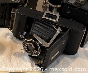 MaxSold Auction: Vintage Cameras: Ensign Singlo Folding Camera / Brownie Camera / Hawkeye Junior Camera - Oakville (Ontario, Canada) PARTNER MANAGED Estate Sale Online Auction - Lakeshore Road West