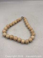 MaxSold Auction: White Coral Beaded Necklace - Oakville (Ontario, Canada) PARTNER MANAGED Estate Sale Online Auction - Lakeshore Road West