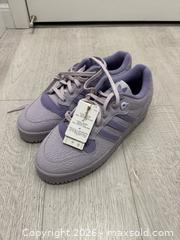 MaxSold Auction: Adidas Sneakers - Toronto (Ontario, Canada) SELLER MANAGED Downsizing Online Auction - Yonge (CONDO)