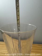 MaxSold Auction: Mix Champagne Flutes - Toronto (Ontario, Canada) SELLER MANAGED Downsizing Online Auction - Yonge (CONDO)