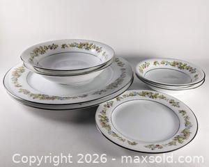 MaxSold Auction: Vintage Noritake Nitto Ware - Diane Pattern - 7 Piece Place Setting with Cover - Toronto (Ontario, Canada) SELLER MANAGED Downsizing Online Auction - Yonge (CONDO)