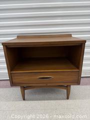 MaxSold Auction: MCM Walnut Broyhill Sculptra Nightstand Bedside Table 1 of 2  - Toronto (Ontario, Canada) PARTNER MANAGED Estate Sale Online Auction -  Esander Drive (STORAGE)