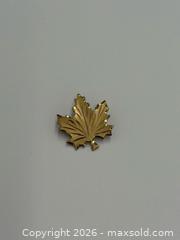 MaxSold Auction: Pair of Vintage 10K Gold Canadian Maple Leaf Pins - Toronto (Ontario, Canada) PARTNER MANAGED Estate Sale Online Auction -  Esander Drive (STORAGE)
