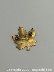 MaxSold Auction: Pair of Vintage 10K Gold Canadian Maple Leaf Pins - Toronto (Ontario, Canada) PARTNER MANAGED Estate Sale Online Auction -  Esander Drive (STORAGE)