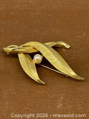 MaxSold Auction: Vintage Boucher Vermeil Cultured Pearl Brushed Gold Tone Leaf Brooch - Toronto (Ontario, Canada) PARTNER MANAGED Estate Sale Online Auction -  Esander Drive (STORAGE)