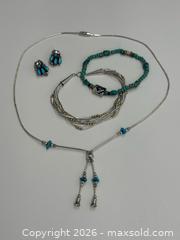 MaxSold Auction: Vintage Indigenous American Sterling Silver Turquoise Jewelry Set - Toronto (Ontario, Canada) PARTNER MANAGED Estate Sale Online Auction -  Esander Drive (STORAGE)