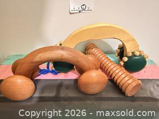 MaxSold Auction: Folding Garden Kneeler/Seat with Gardening Supplies and Tote C - Barrie (Ontario, Canada) Downsizing Online Auction - Wessenger Drive