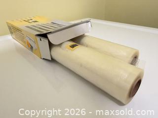 MaxSold Auction: FoodSaver VacLoc Vacuum Sealer with VacLoc Rolls B - Barrie (Ontario, Canada) Downsizing Online Auction - Wessenger Drive