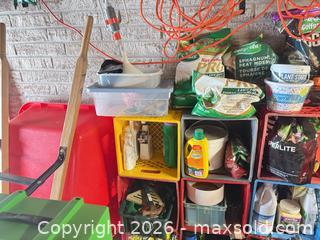 MaxSold Auction: Gardening Supplies & Tools Lot – Potting Mix, Fertilizers, Tools B - Barrie (Ontario, Canada) Downsizing Online Auction - Wessenger Drive