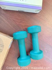 MaxSold Auction: Mixed household lot: neoprene dumbbells, card shuffler, wire shelf pieces B - Barrie (Ontario, Canada) Downsizing Online Auction - Wessenger Drive