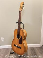 MaxSold Auction: Guitar Vintage Suzuki Model No 7 - Surrey (British Columbia, Canada) SELLER MANAGED Downsizing Online Auction -  85b Avenue