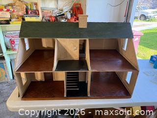 MaxSold Auction: A Doll's House - Oakland (California, USA) PARTNER MANAGED Estate Sale Online Auction - Monterey Boulevard