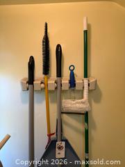 MaxSold Auction: Clean This Up! - Oakland (California, USA) PARTNER MANAGED Estate Sale Online Auction - Monterey Boulevard