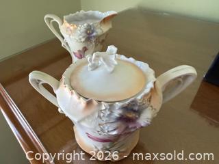 MaxSold Auction: Collection of Delicate Flowers, Girls, & Swan - Oakland (California, USA) PARTNER MANAGED Estate Sale Online Auction - Monterey Blvd