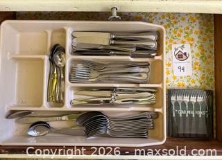 MaxSold Auction: Drawer of Flatware - Oakland (California, USA) PARTNER MANAGED Estate Sale Online Auction - Monterey Boulevard