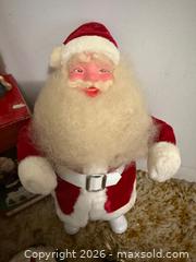 MaxSold Auction: Ho, Ho, Ho - Oakland (California, USA) PARTNER MANAGED Estate Sale Online Auction - Monterey Blvd