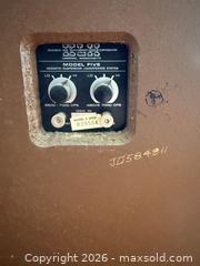 MaxSold Auction: KLH Stereo Speakers - Oakland (California, USA) PARTNER MANAGED Estate Sale Online Auction - Monterey Blvd